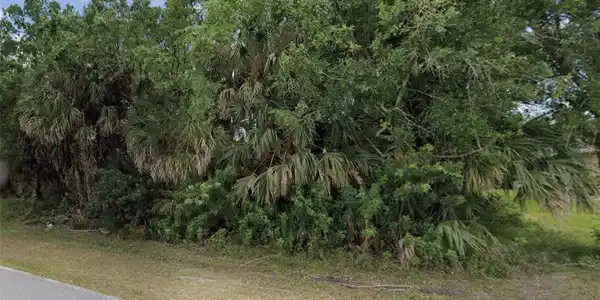 18079 LAKE WORTH BOULEVARD
