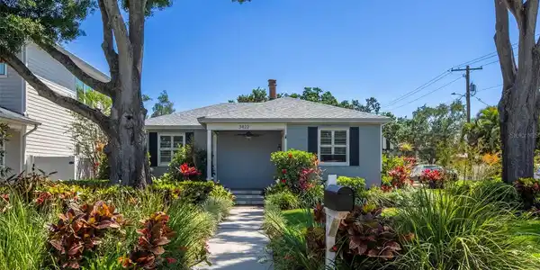3422 W SAN PEDRO STREET