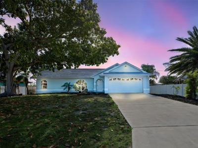 3192 PINETREE STREET