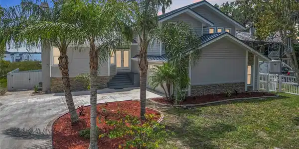 1544 NW 17TH COURT