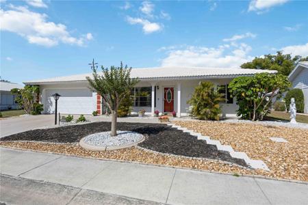1006 OAKLEAF BOULEVARD