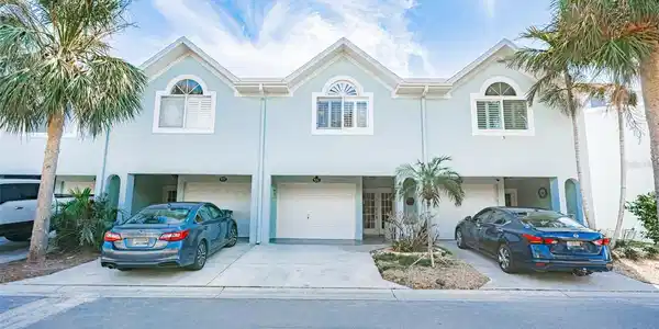 657 GARLAND CIRCLE