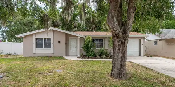 3601 GRAYTON DRIVE