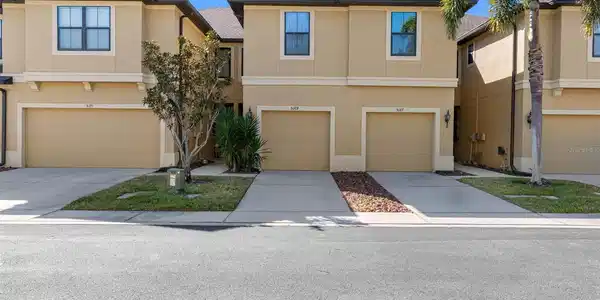 5167 BAY ISLE CIRCLE