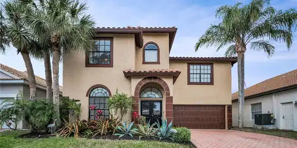 5807 CAY COVE COURT