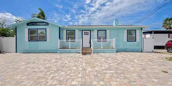 13023 PORT COURT