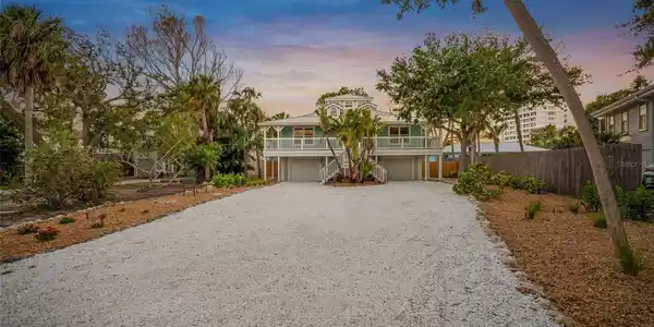 4818 GIVENS COURT