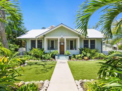 324 JULIA PLACE