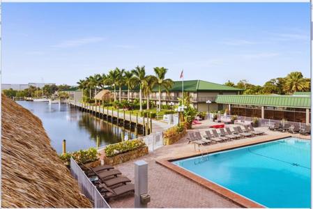 7150 N TAMIAMI TRAIL