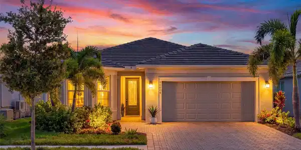 10004 CORAL SHORE DRIVE