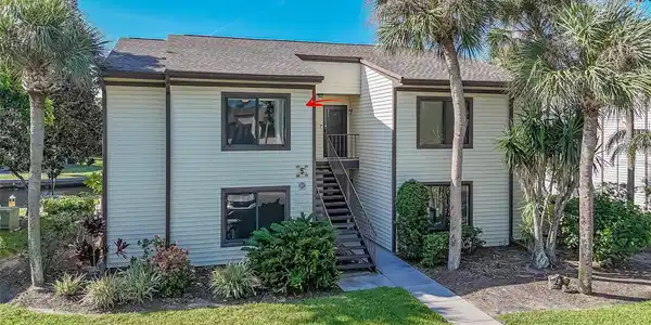 372 MOORINGS COVE DRIVE
