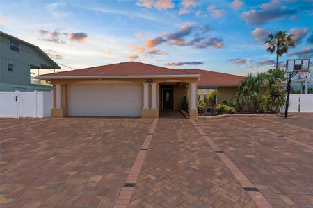 3361 GULFVIEW DRIVE