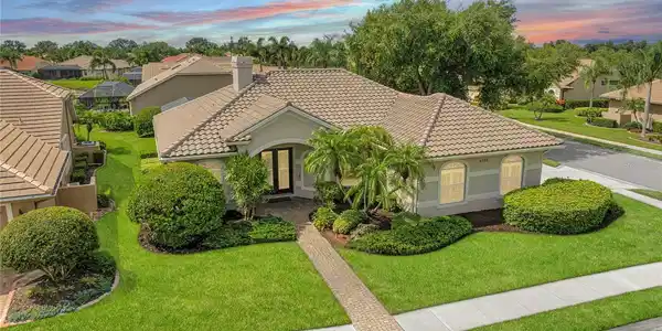 4306 CORSO VENETIA BOULEVARD
