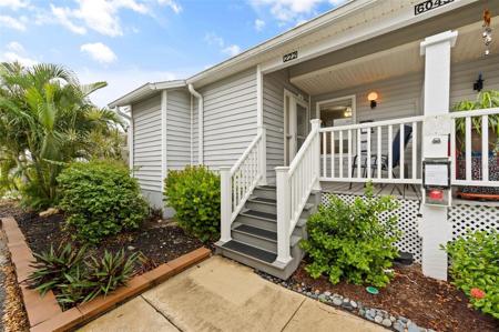 6043 TIMBERWOOD CIRCLE