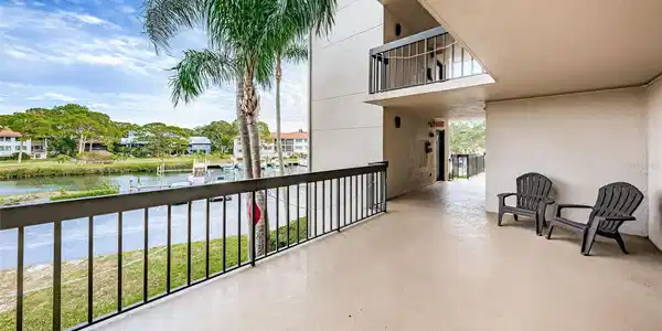 1806 MARINER DR