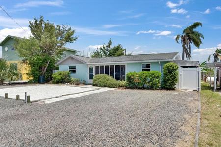 832 SEABREEZE DRIVE