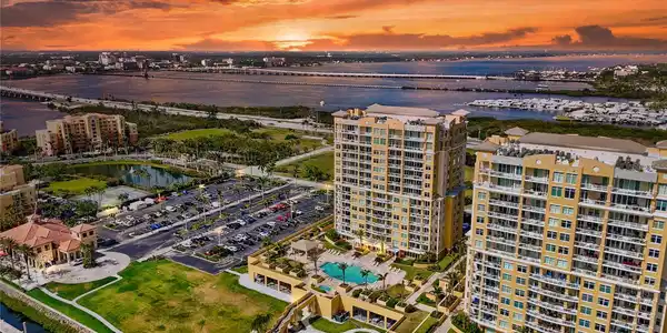130 RIVIERA DUNES WAY