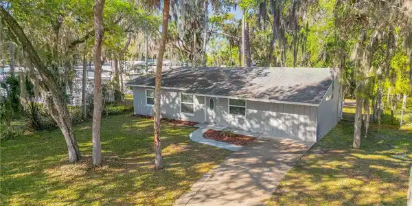 420 PERDITA AVENUE