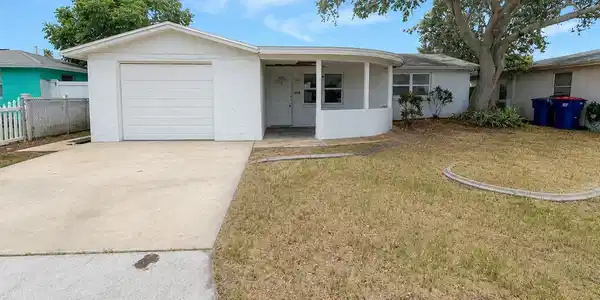 3303 EISENHOWER DRIVE
