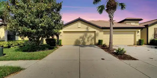 5648 SUNSET FALLS DRIVE