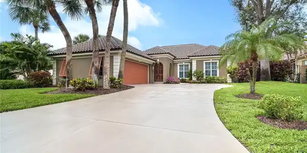 57 CAYMAN ISLES BOULEVARD
