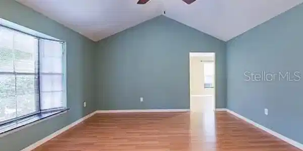 Image 4 Image 4