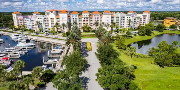 102 YACHT HARBOR DRIVE