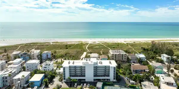 625 BEACH ROAD
