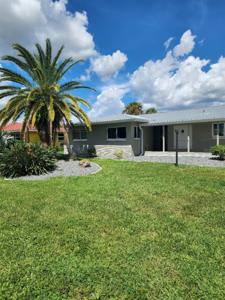 5325 COCOA COURT