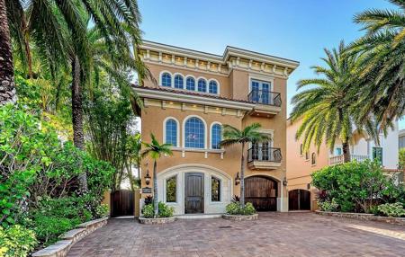 801 N SHORE DRIVE