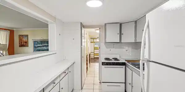 Image 4 Image 4