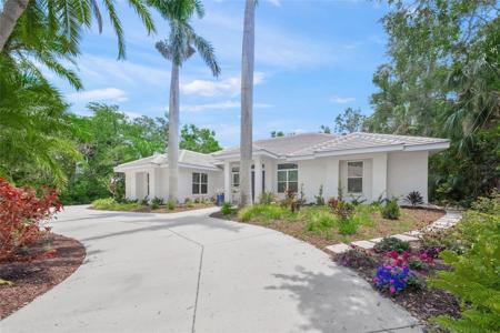 924 INDIAN BEACH DRIVE