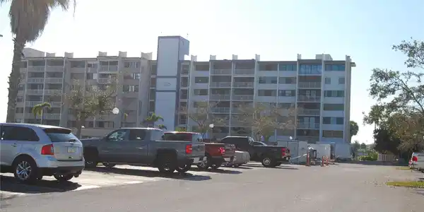 450 TREASURE ISLAND CAUSEWAY