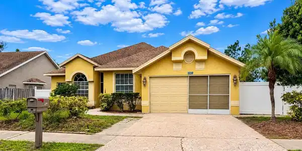 1959 WOOD TRAIL STREET