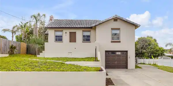 516 WISTERIA ROAD