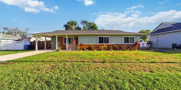 536 43RD STREET BOULEVARD W