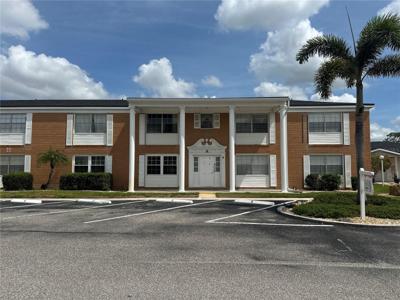 4158 TAMIAMI TRAIL
