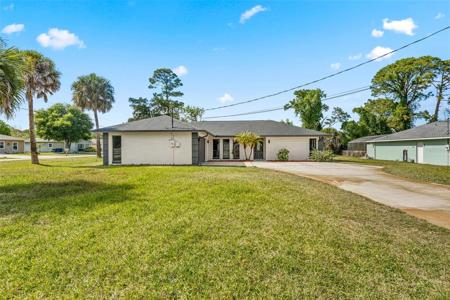 117 POINCIANA ROAD