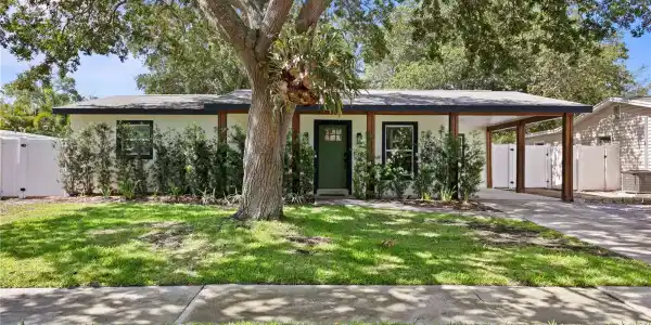 2912 W WINTHROP ROAD