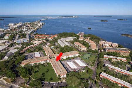 2700 BAYSHORE BOULEVARD