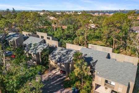 754 PINE RUN DRIVE