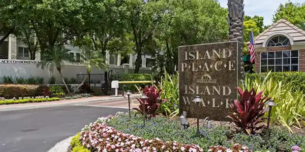 716 SEAGATE DRIVE