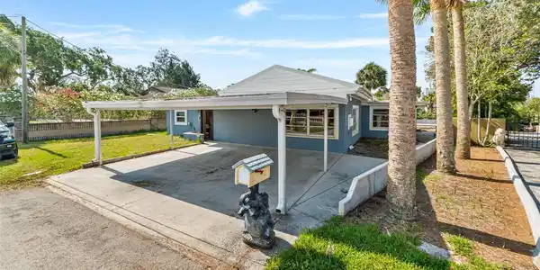 6726 UDELL LANE