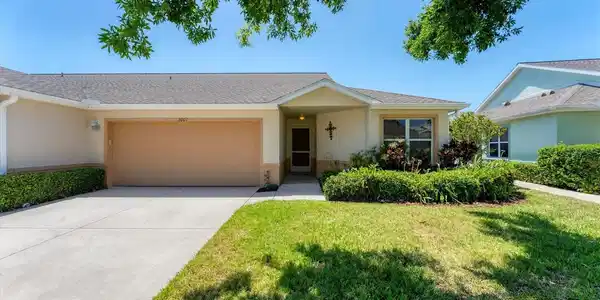 3007 LIVE OAK LANE