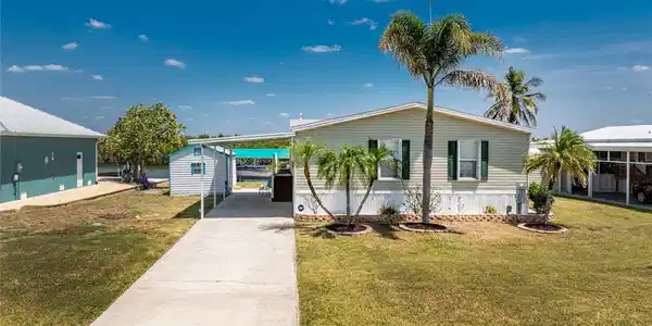 524 TAHITI COURT