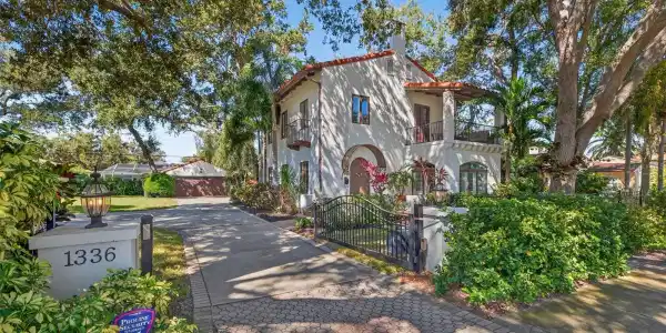 1336 INDIAN ROCKS ROAD