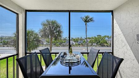 901 BEACH ROAD