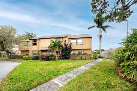 1824 CLEARBROOKE DRIVE