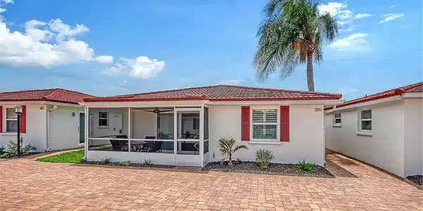 6154 MIDNIGHT PASS ROAD