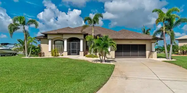 15658 STUART CIRCLE